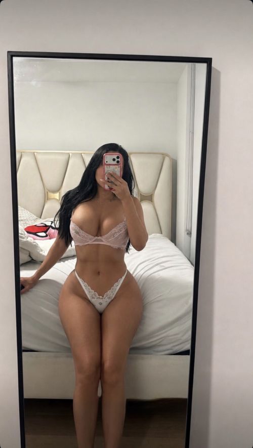 alejandravelaa